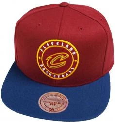 Mitchell & Ness Cleveland Cavaliers 2 Tone Circle Patch HUD055 Snapback Cap Kappe Basecap