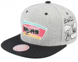 Mitchell & Ness San Antonio Spurs Melton Patch Hardwood Classics Snapback Cap Basecap
