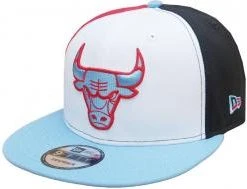 New Era Tricolor Chicago Bulls Skyblue Red Black Sidepatch Snapback Cap 9fifty 950 OSFA Exclusive Limited Edition